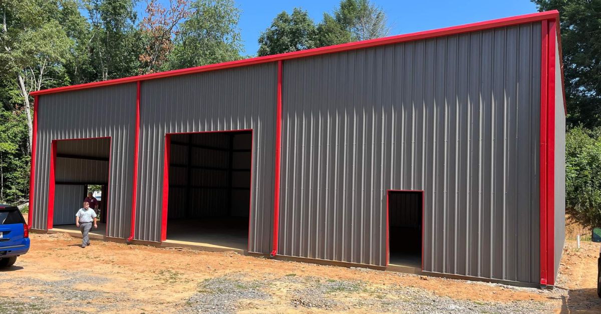 The Benefits of Steel Over Wood for Commercial Buildings